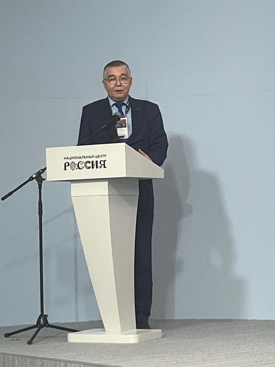 
Советник директора ЦНТИ РТ Радий Салимов представил татарстанскую модель развития интеллектуальной собственности
